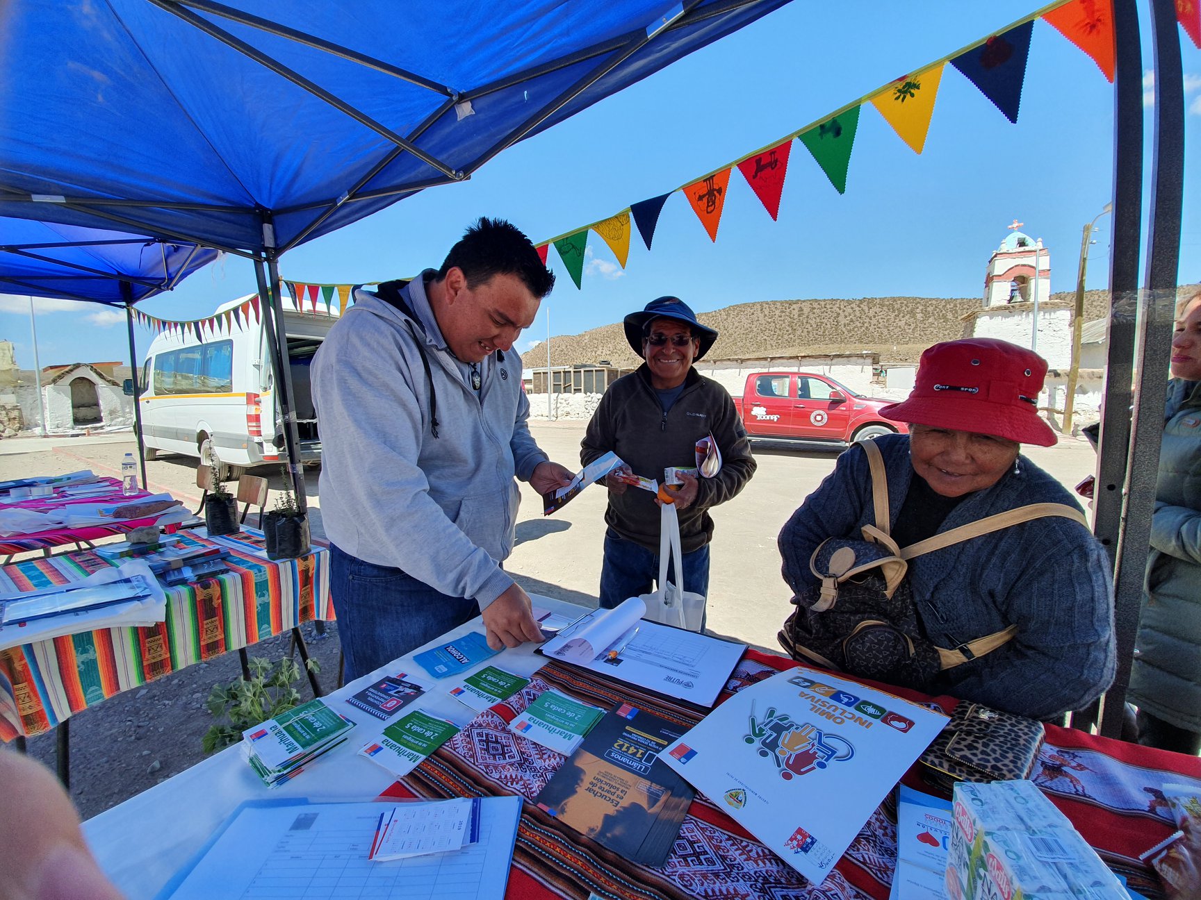 Municipio realiza Feria Inclusiva en Caquena