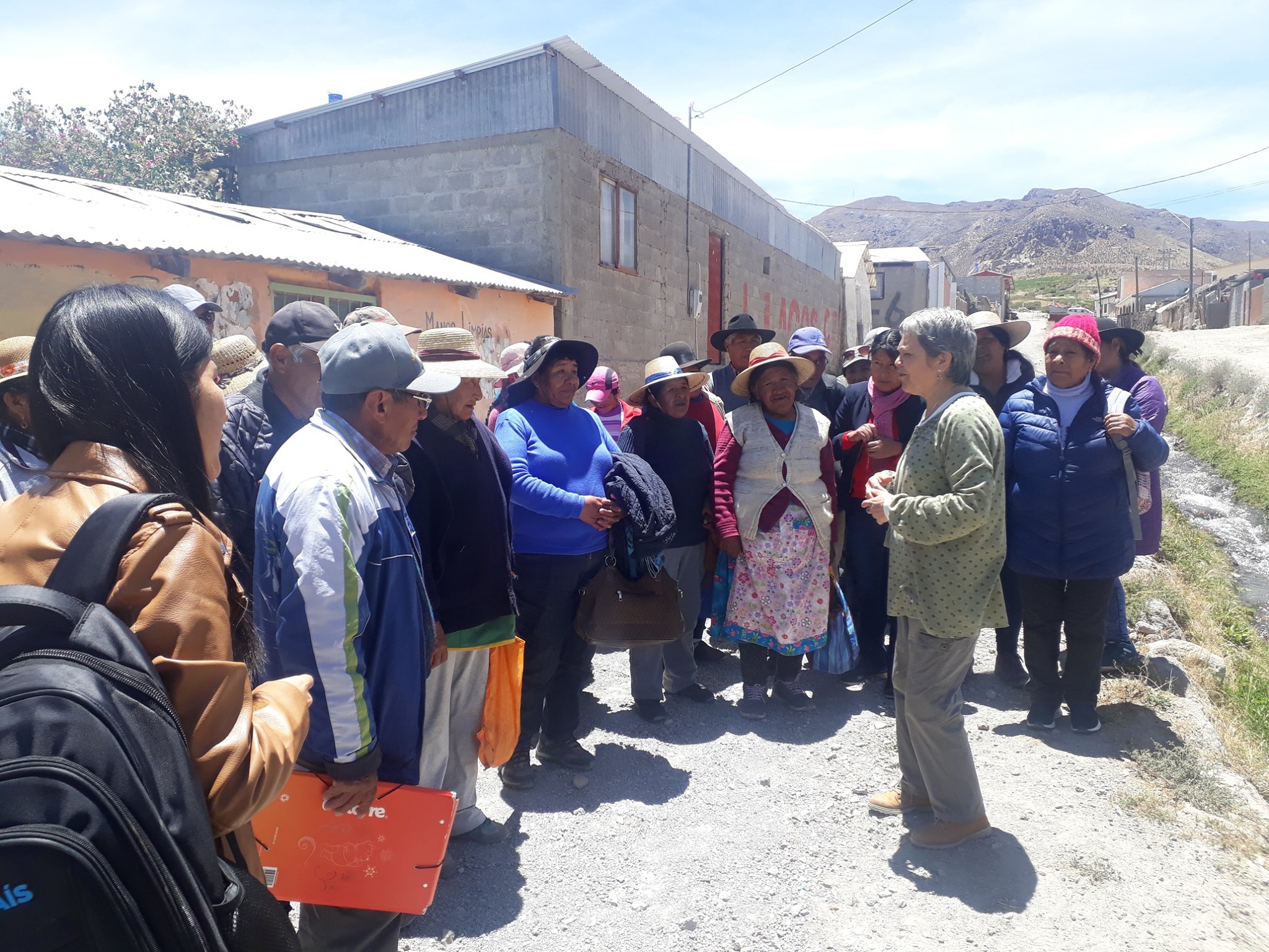 Municipio realiza taller sobre concepto Ayni a Comuneros del Altiplano